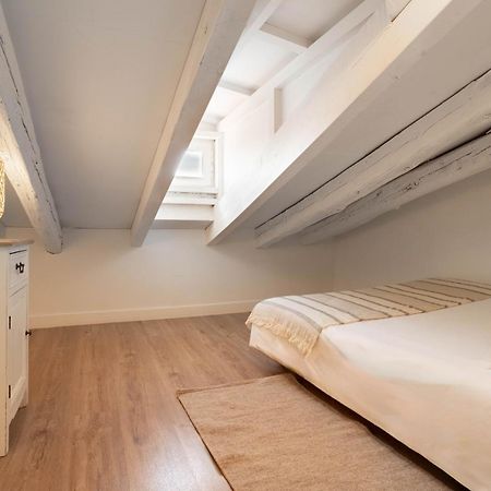 Apartamento Plaza Mayor Attic En Madrid Dış mekan fotoğraf