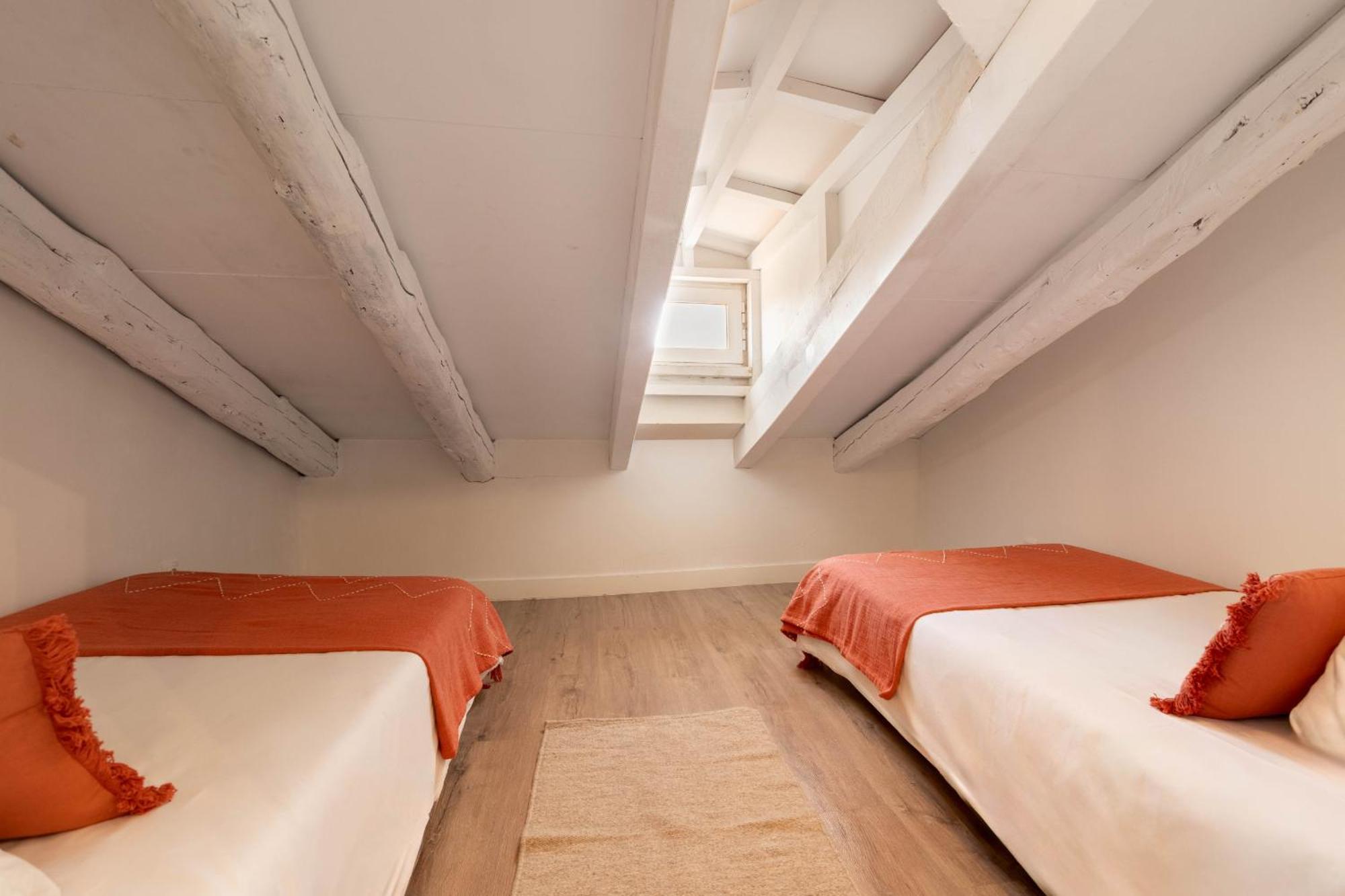 Apartamento Plaza Mayor Attic En Madrid Dış mekan fotoğraf